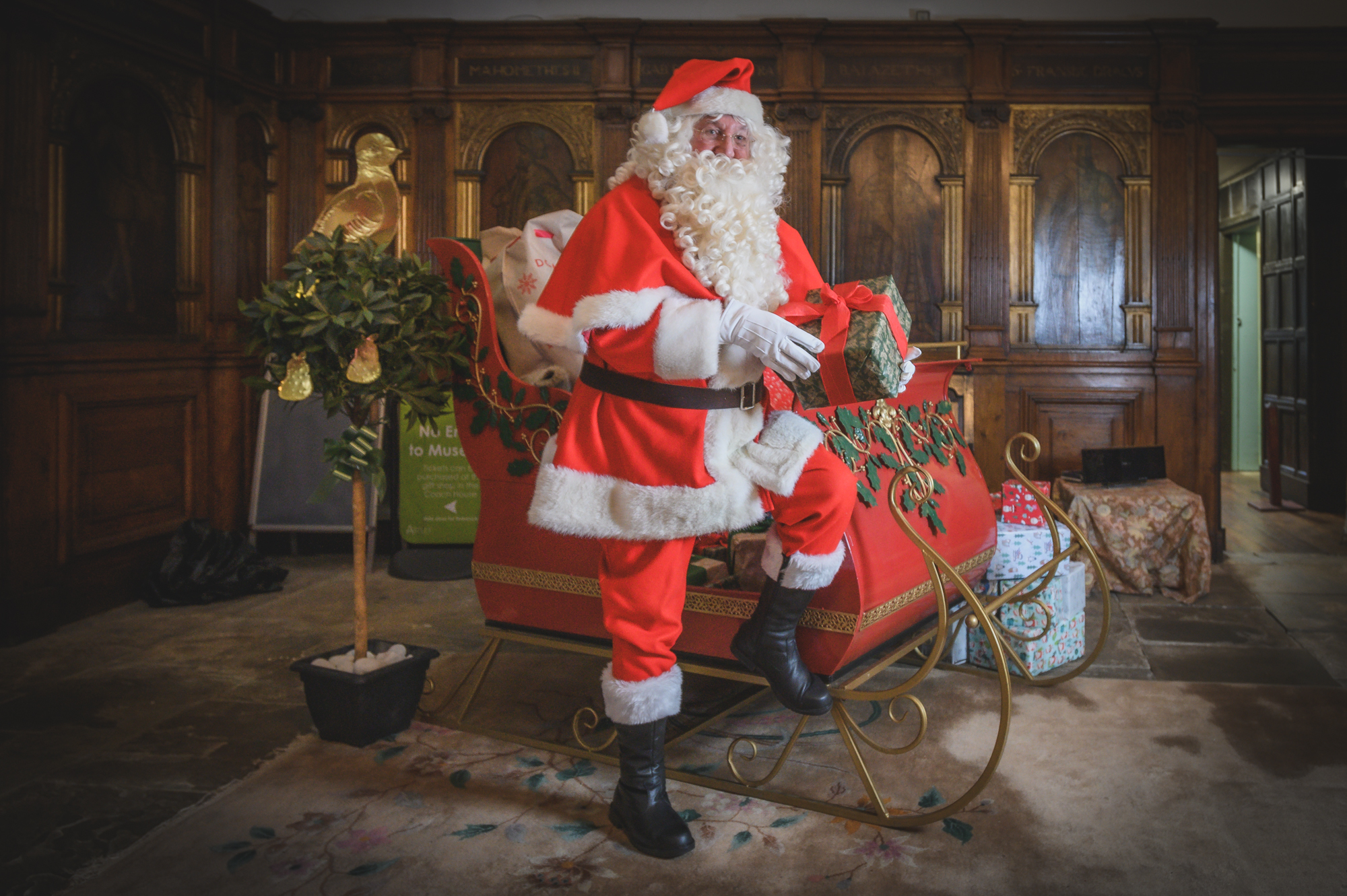 Astley Santas Grotto